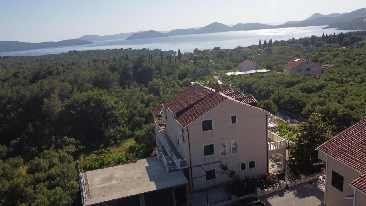 Apartments Kola Banići Buitenkant foto